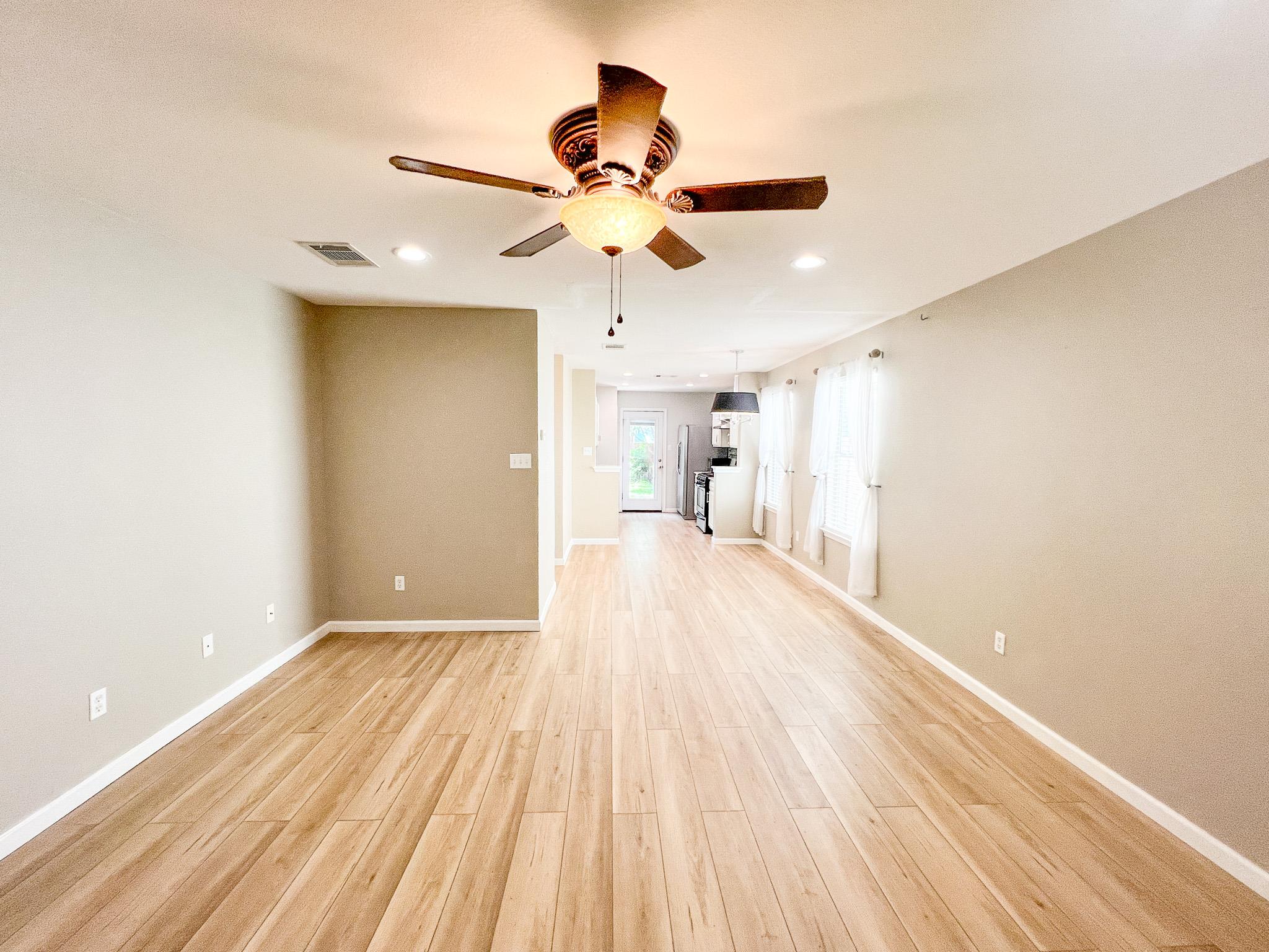 298 Jack Rabbit LN — photo 4