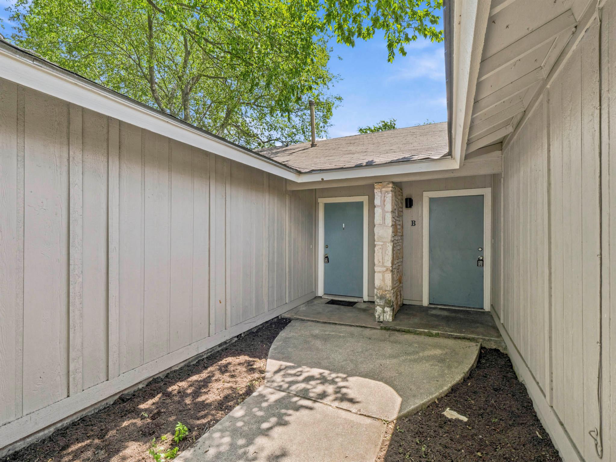 2401 Burleson RD — photo 3