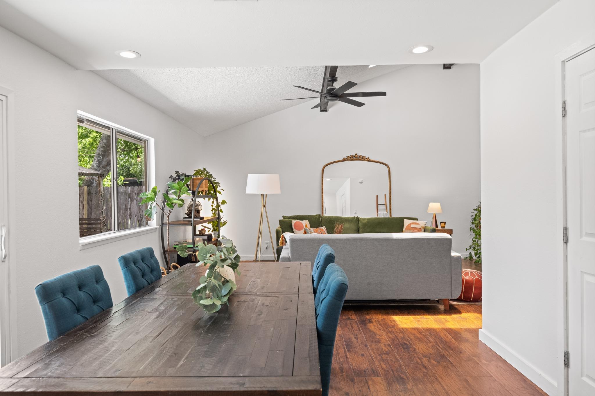 2526 Mcgregor DR — photo 5