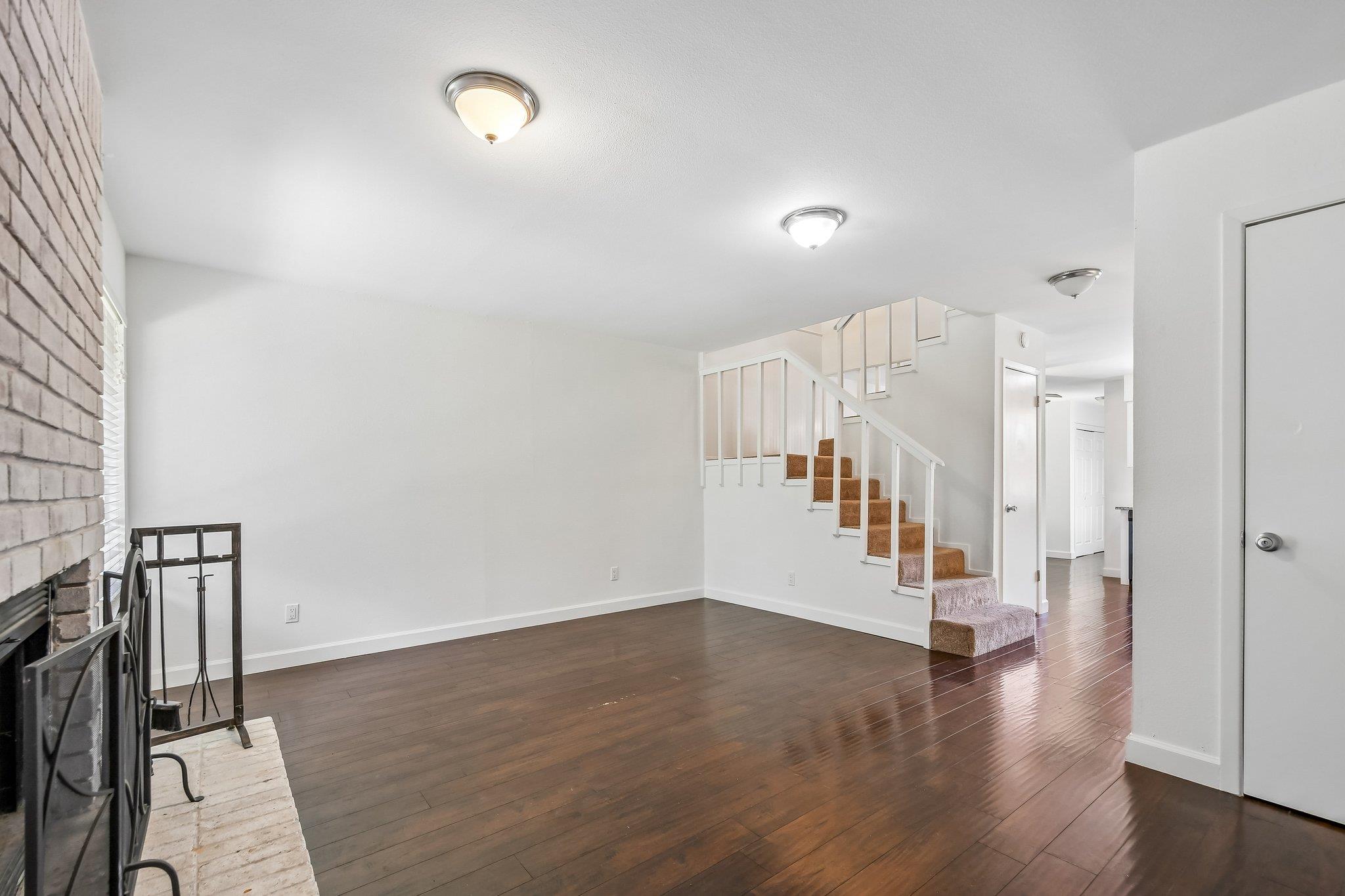4202 Hudson Bend RD #B — photo 4