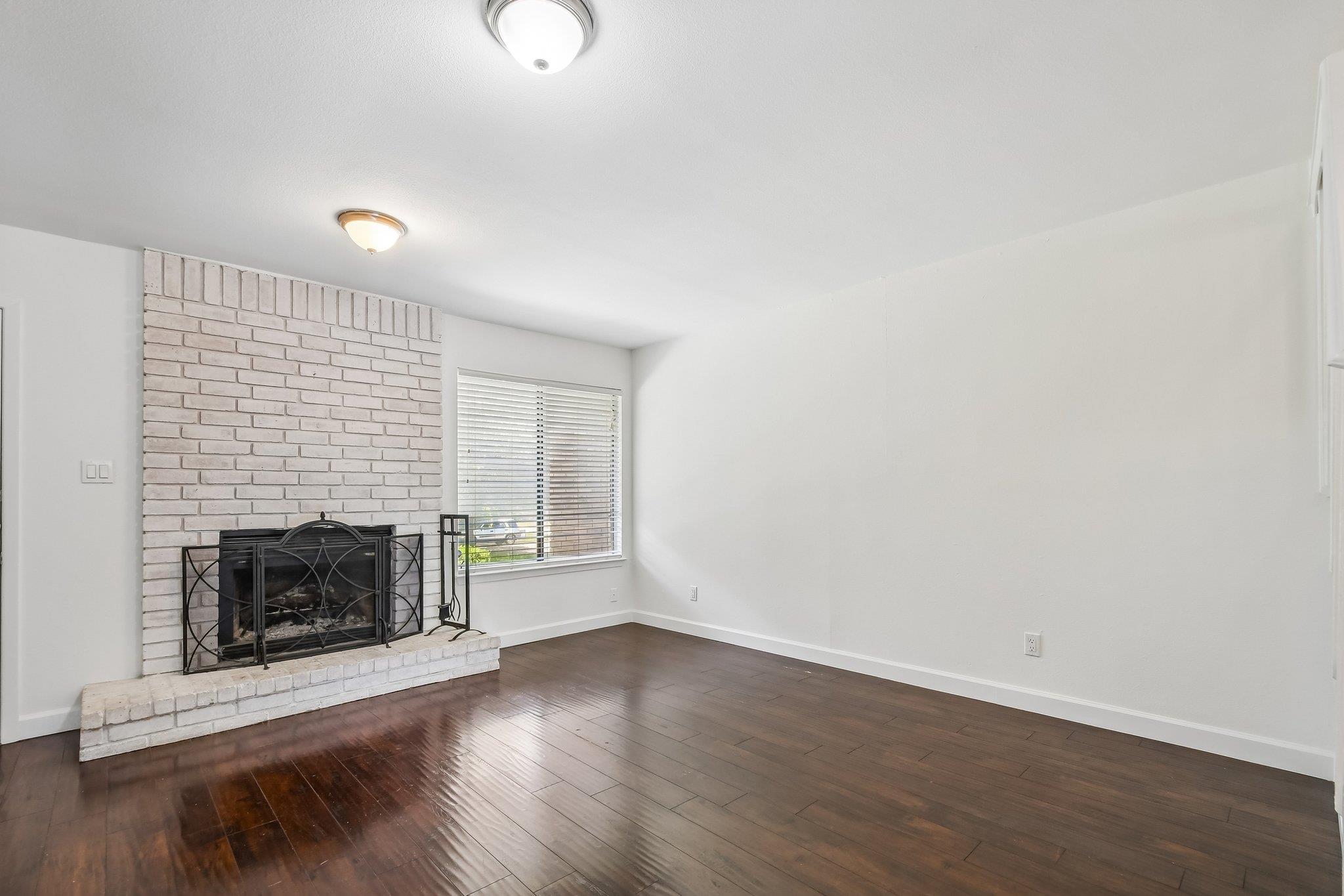 4202 Hudson Bend RD #B — photo 5