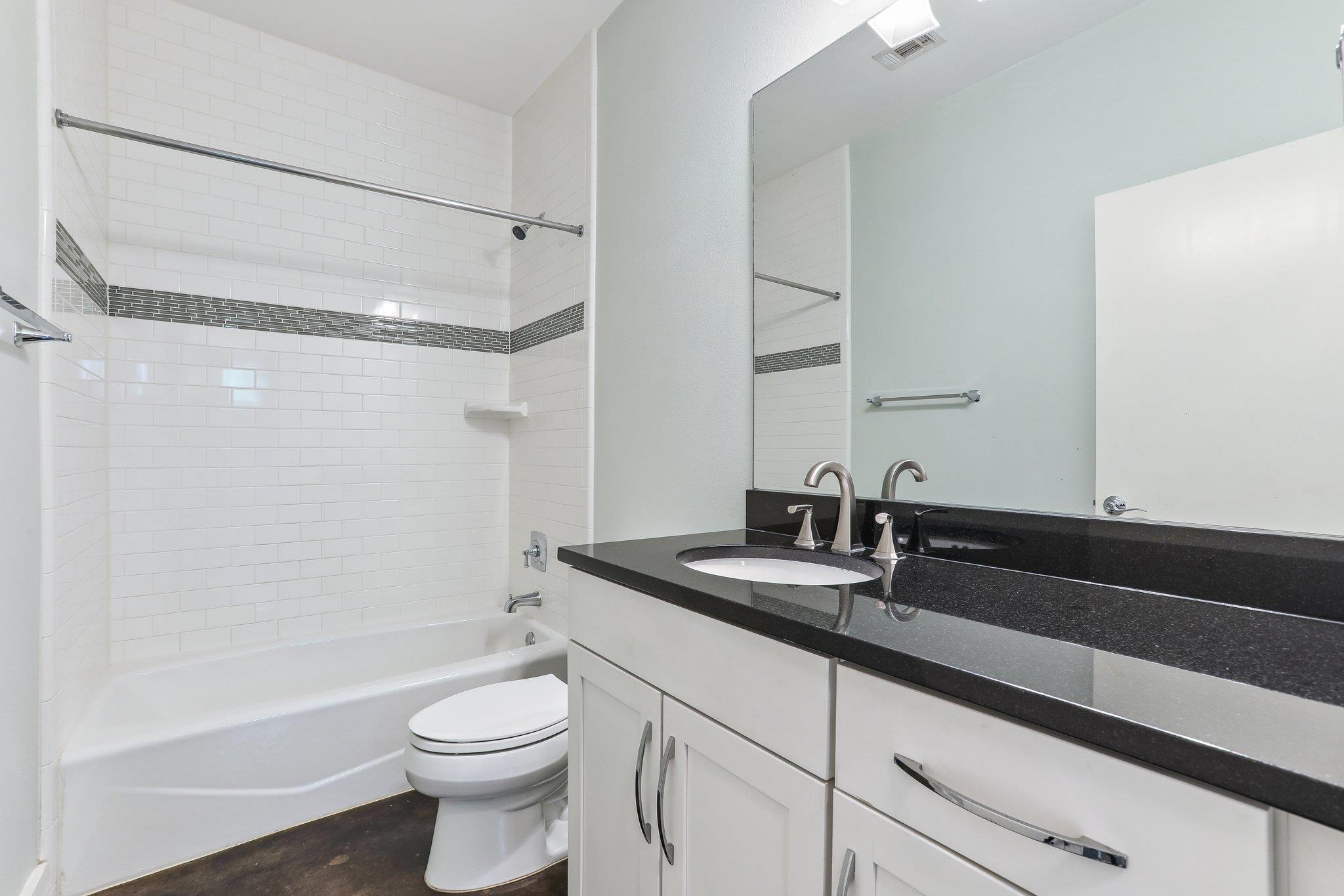 3500 Robinson Ave — photo 4