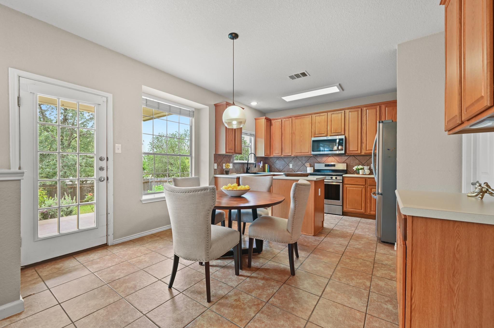 10701 Beard Ave — photo 3