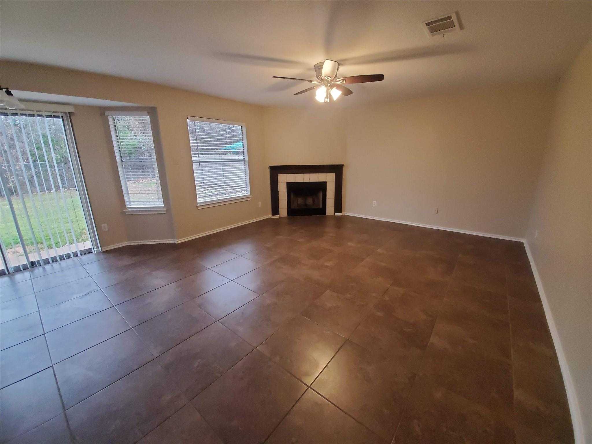 2116 Gann Hill DR — photo 4