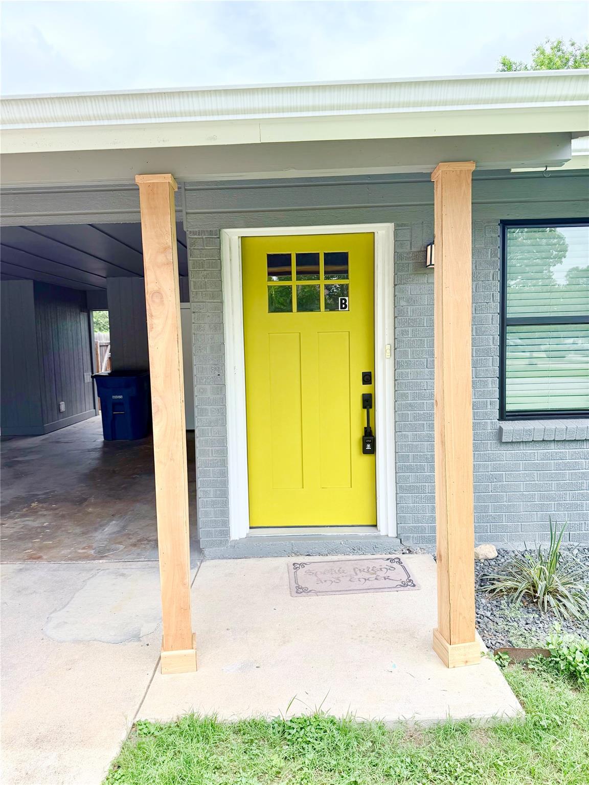10700 Plains TRL — photo 3