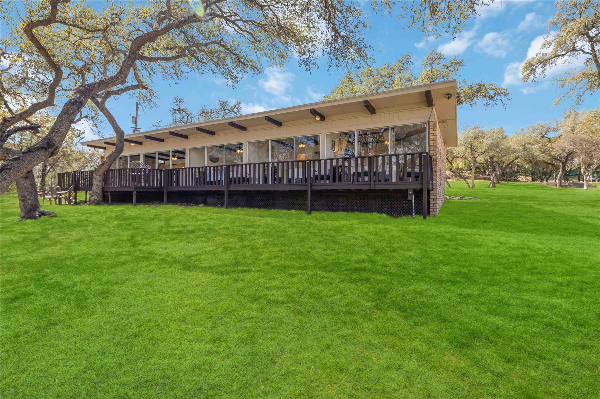 17416 Sleepy Hollow DR — photo 3