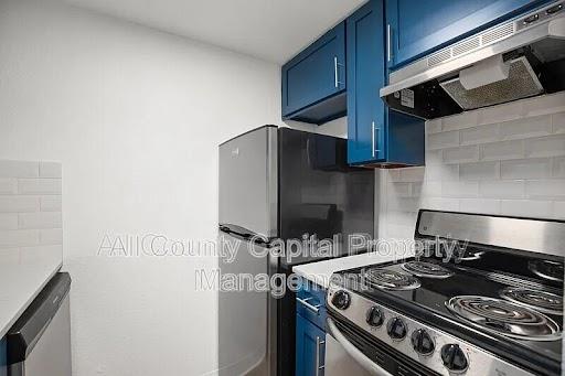502 35th ST #205 — photo 3