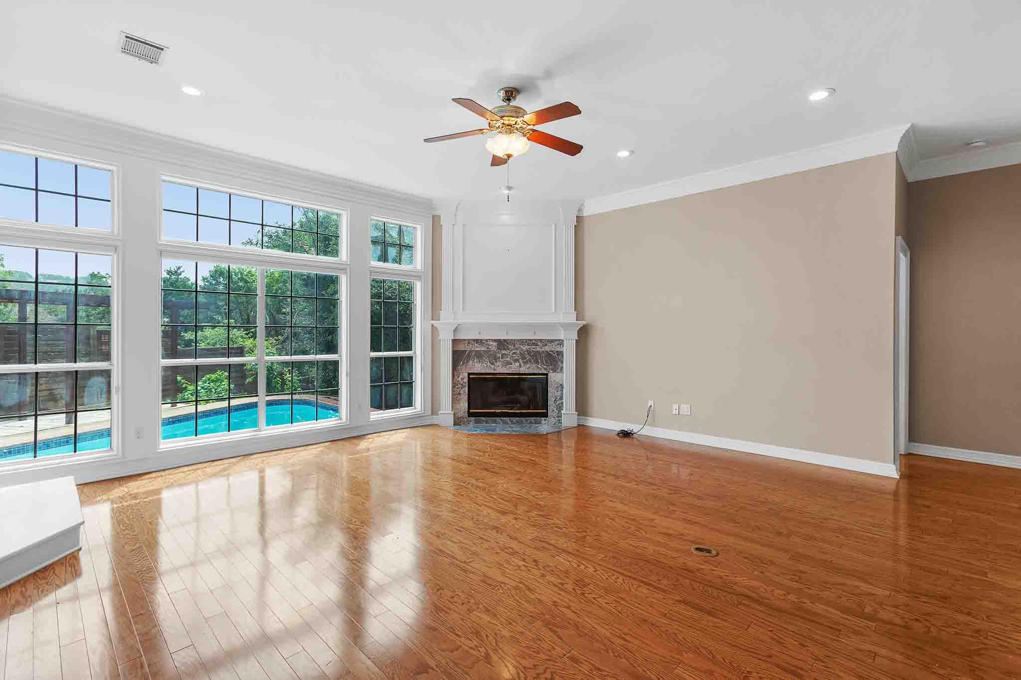 10609 Skyflower DR — photo 5