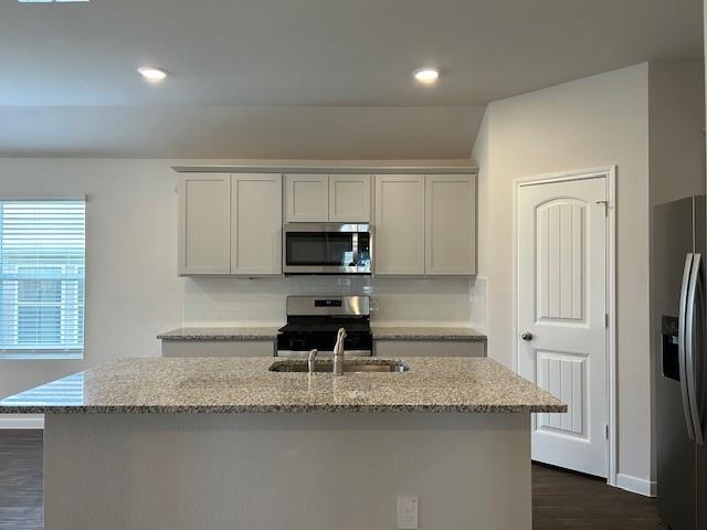 311 Darwin PL — photo 4