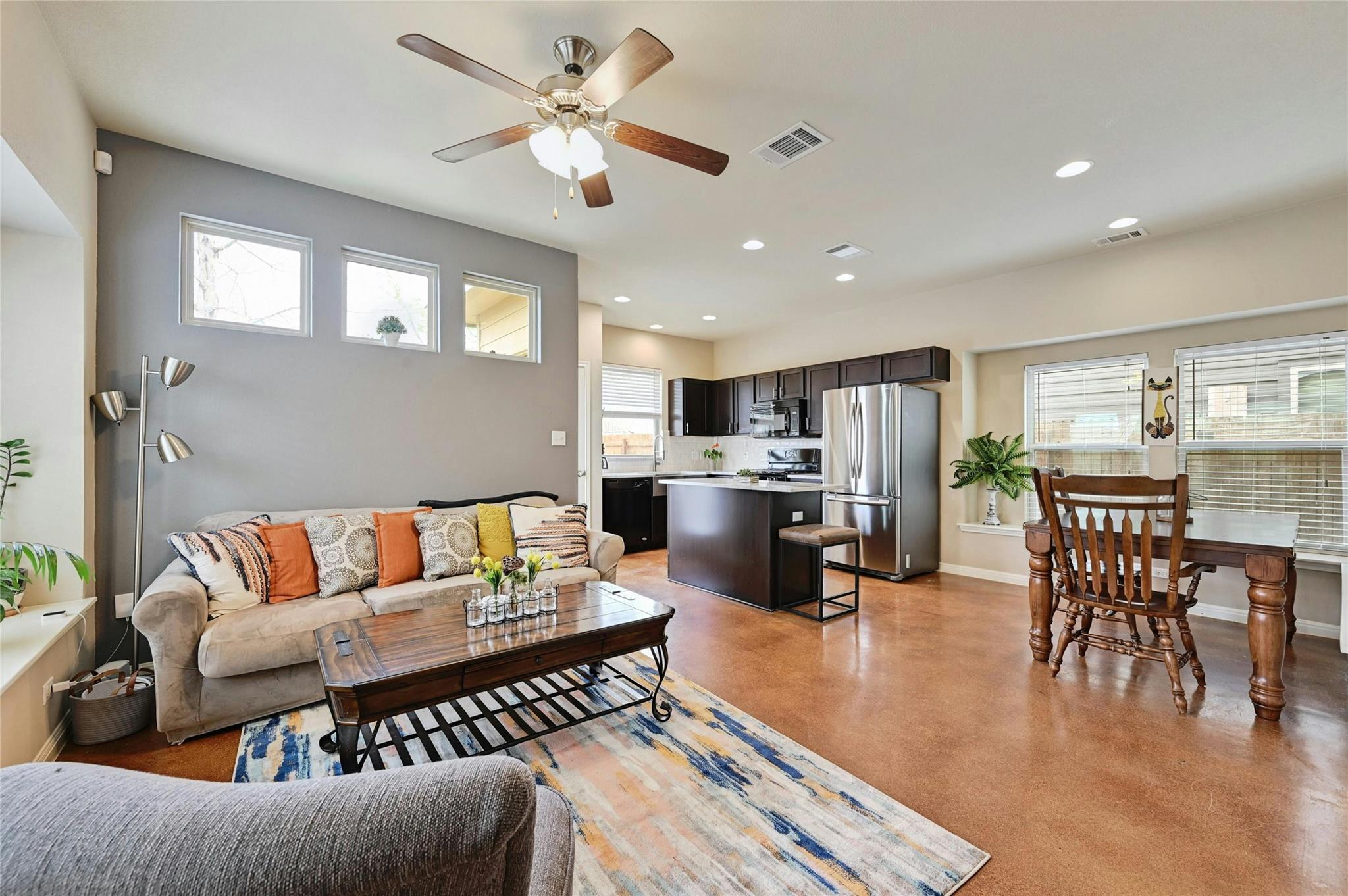 4507 Esper LN #300 — photo 3