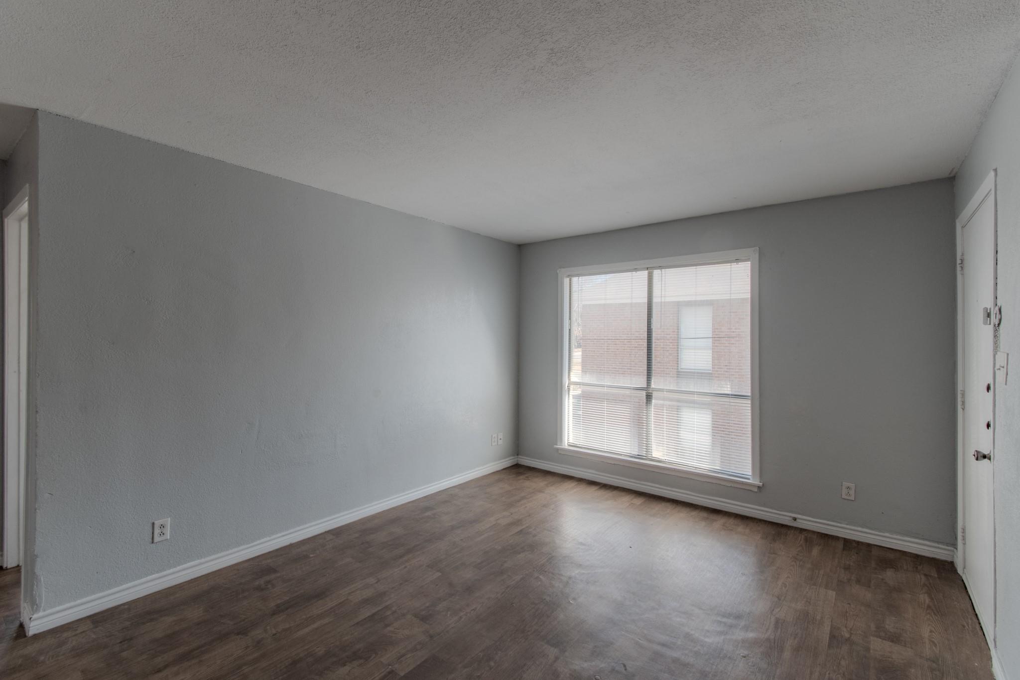100 Uhland Road #2 — photo 3