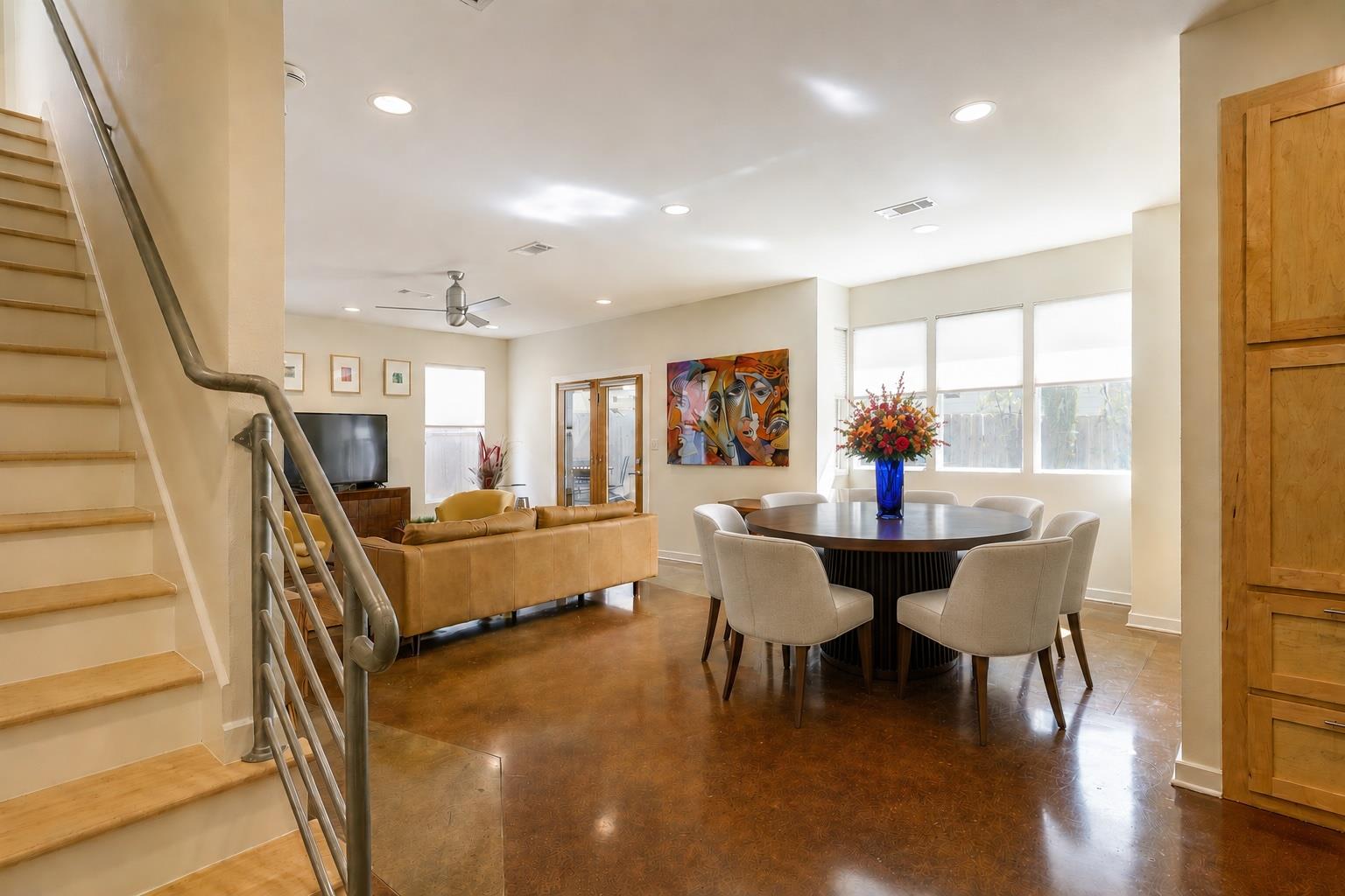 209 Park LN #A — photo 4