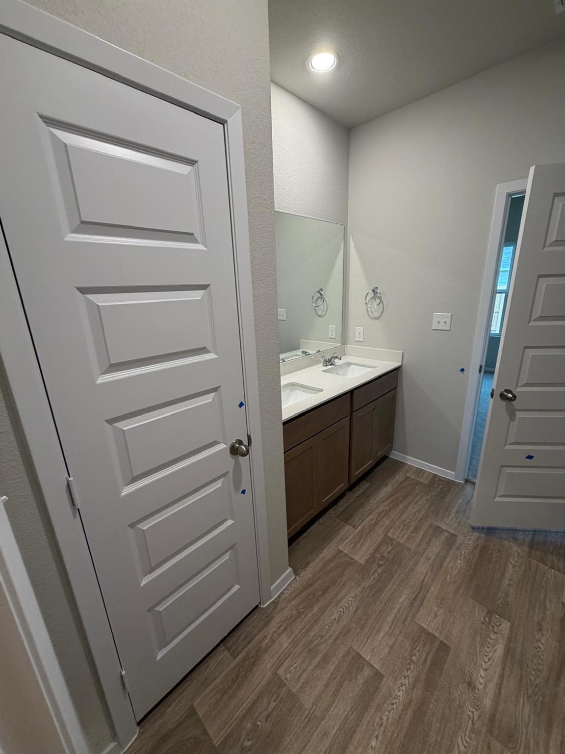 2615 Derwent DR — photo 5