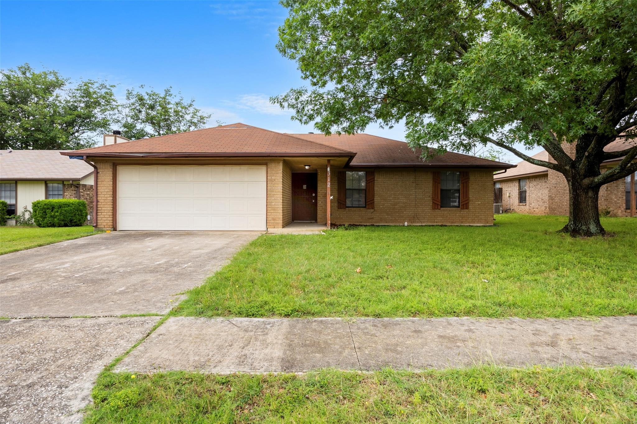 312 Saddle DR
