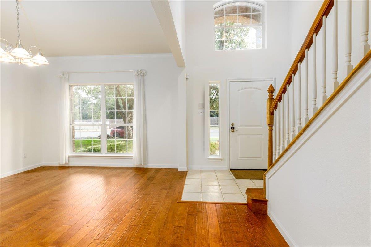 7136 Ridge Oak RD — photo 4