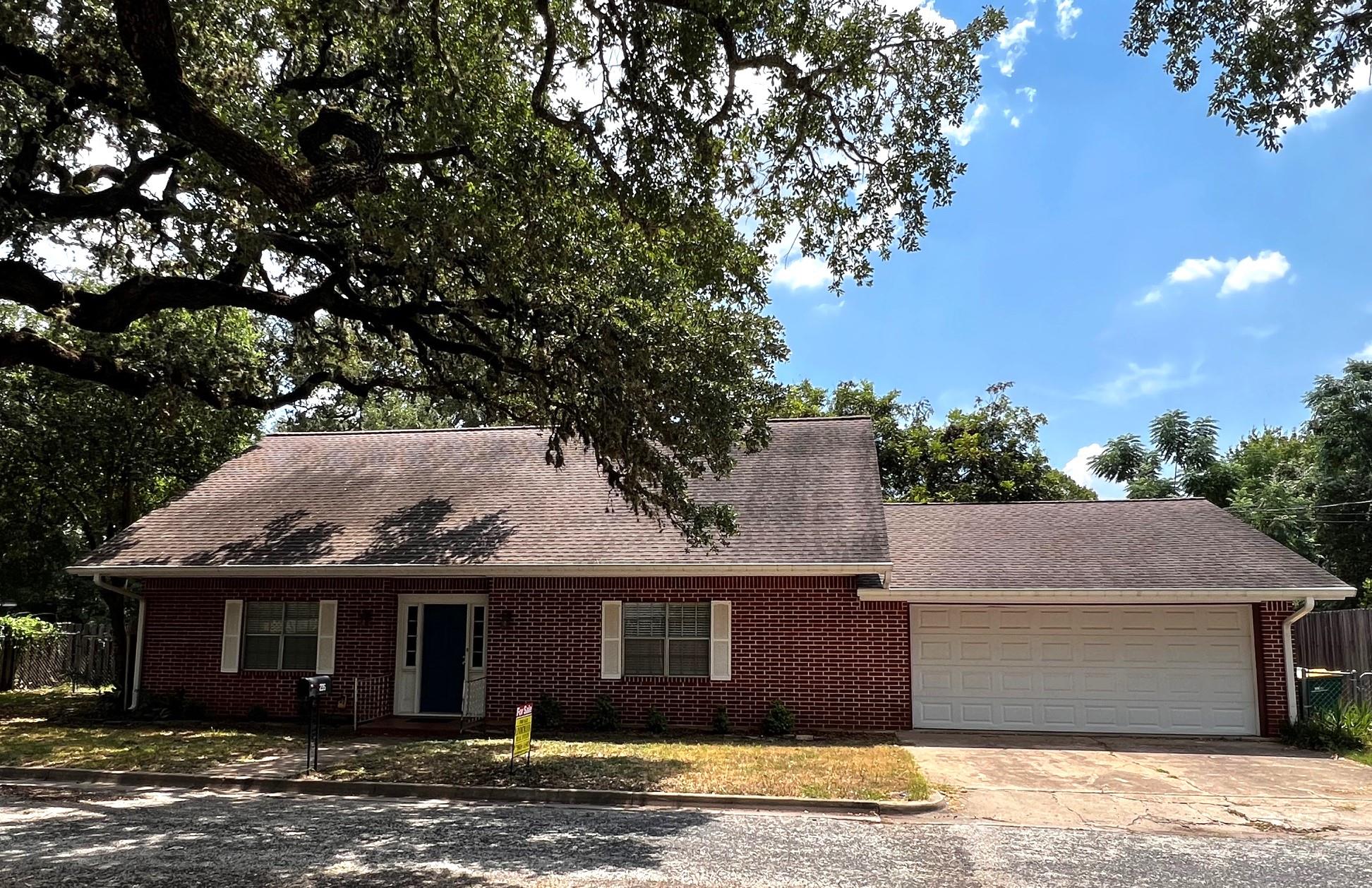 235 Lower Line ST