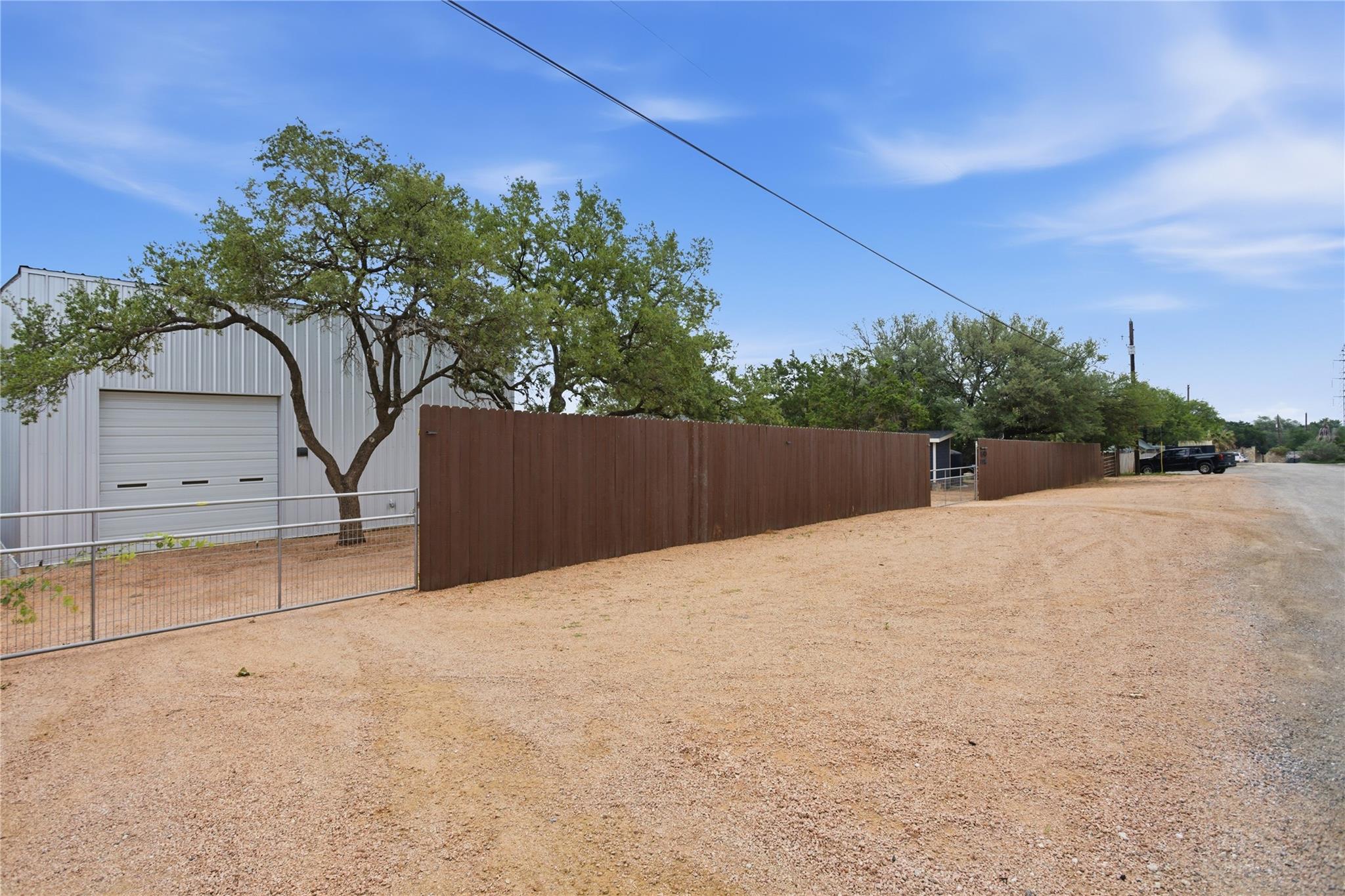 15200 Storm DR — photo 4