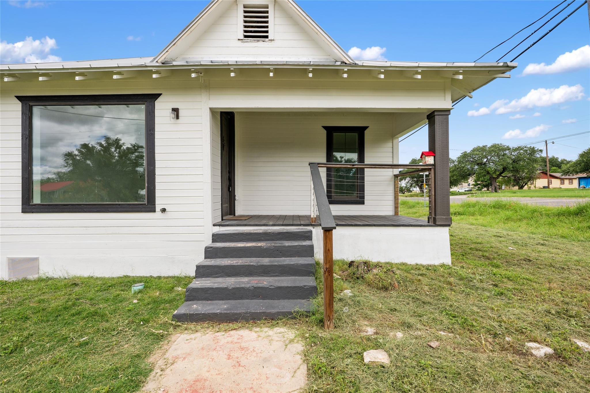 100 Caskey ST — photo 5