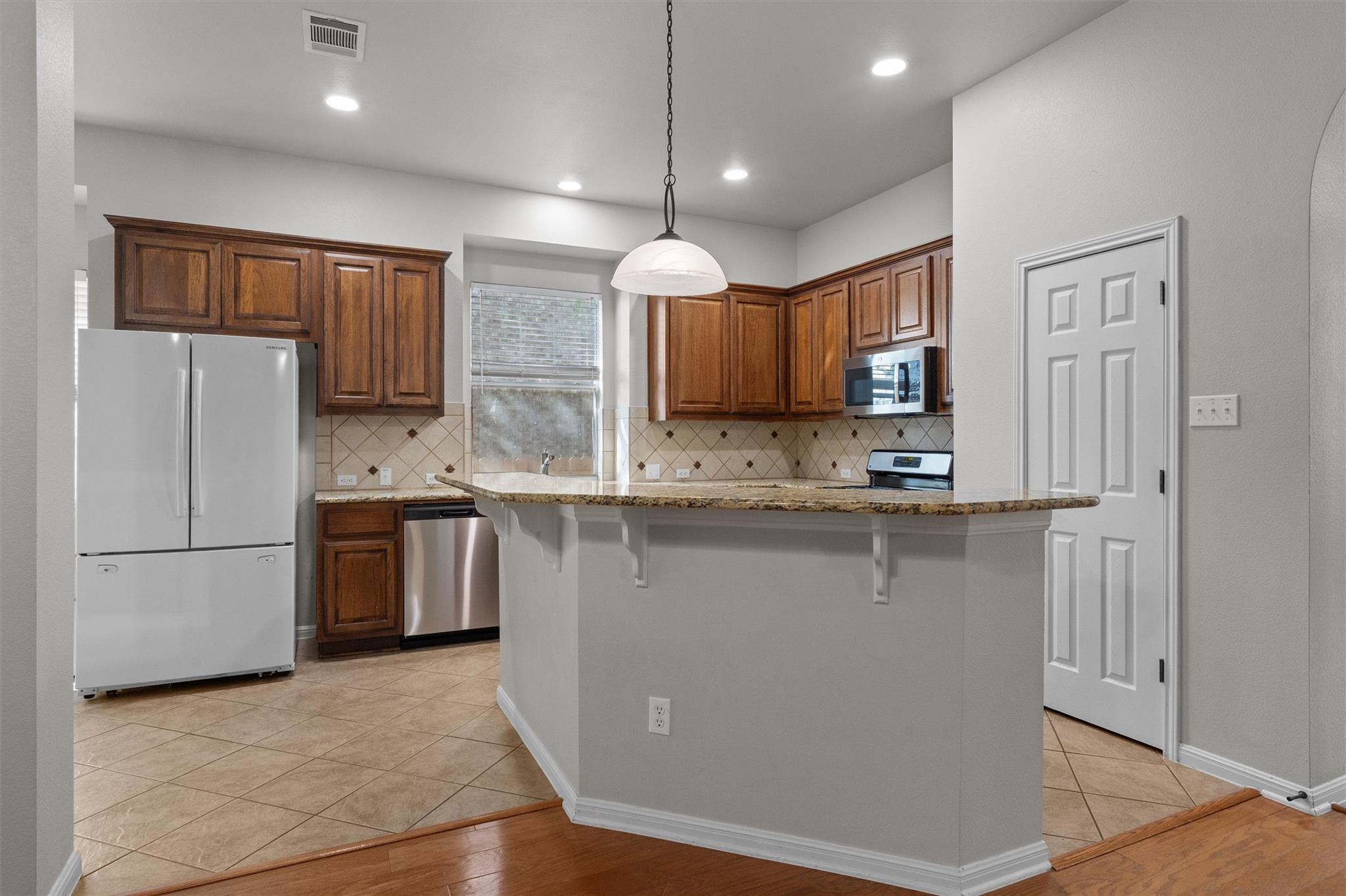 12712 Monterey PATH — photo 4