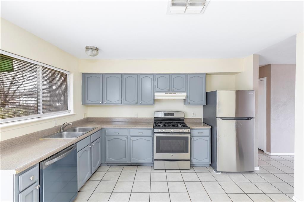 2325 Bendridge TRL — photo 4