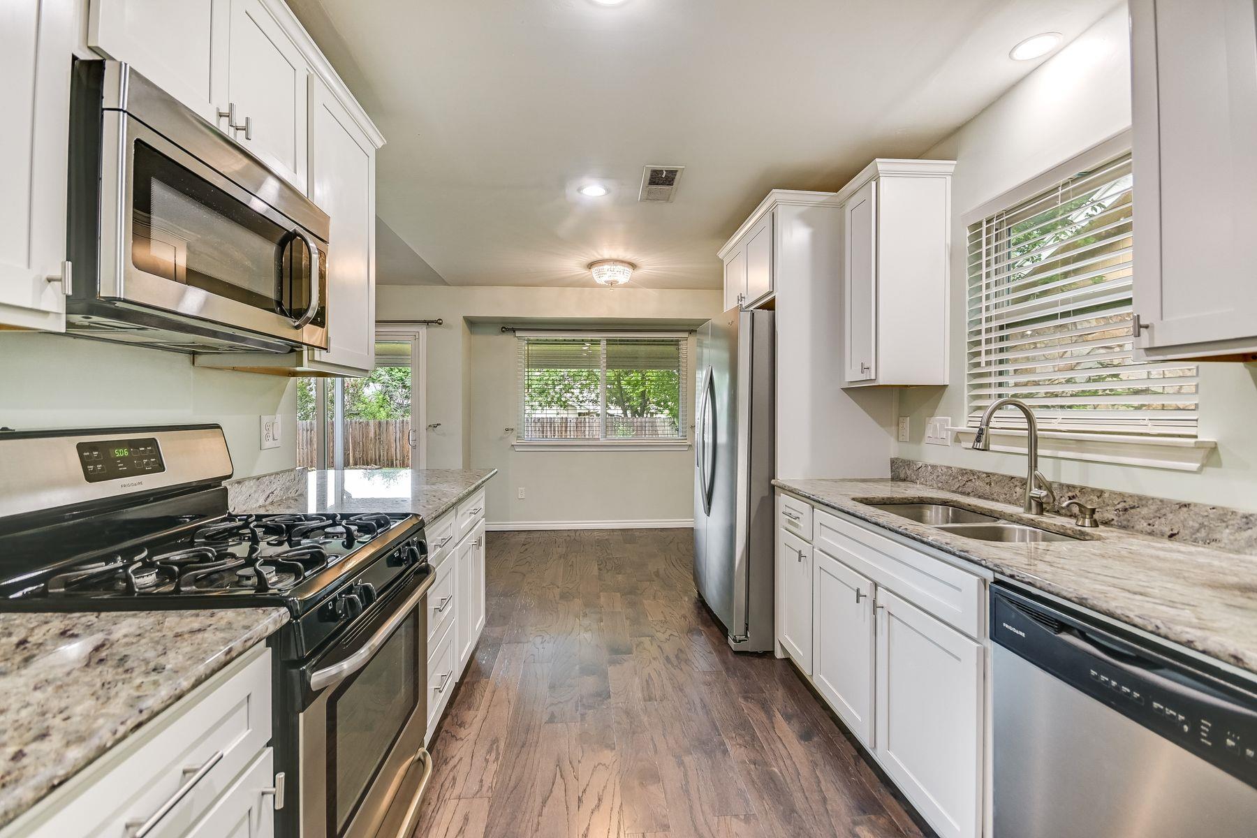 12107 Scissortail DR — photo 5