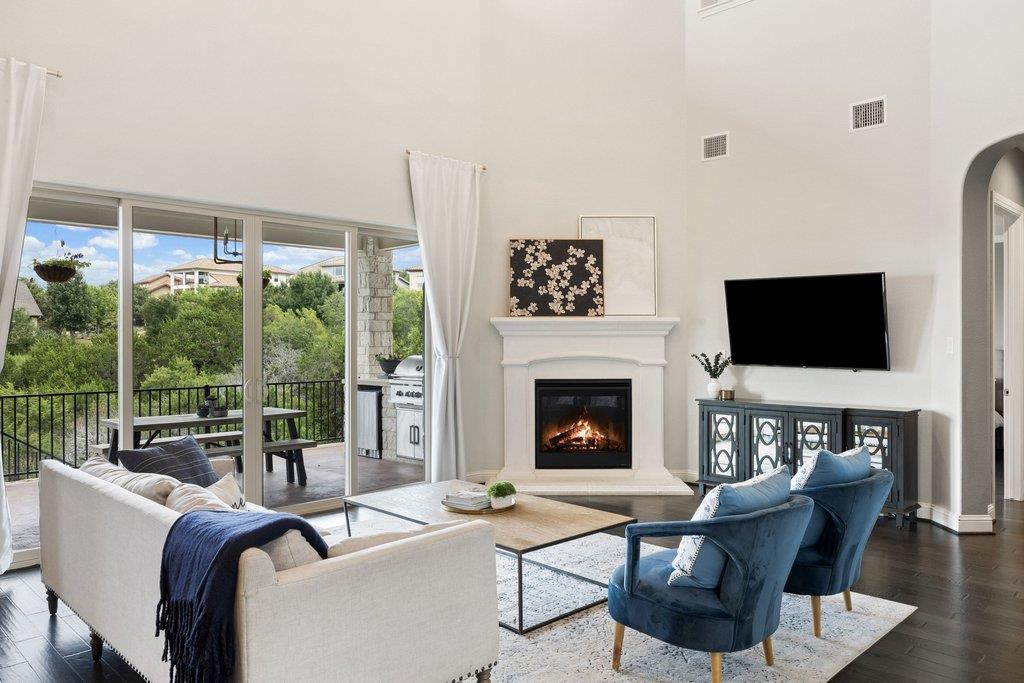 205 Woodlands CT — photo 5