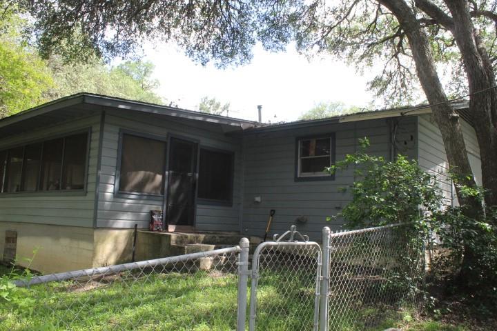 1306 Alamo ST — photo 5