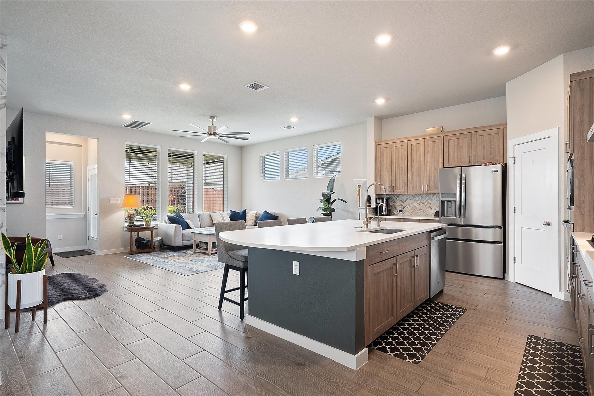 1112 Bluewood BND — photo 5