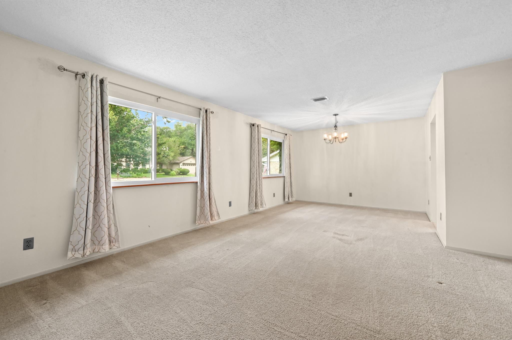 10504 Hard Rock RD — photo 4