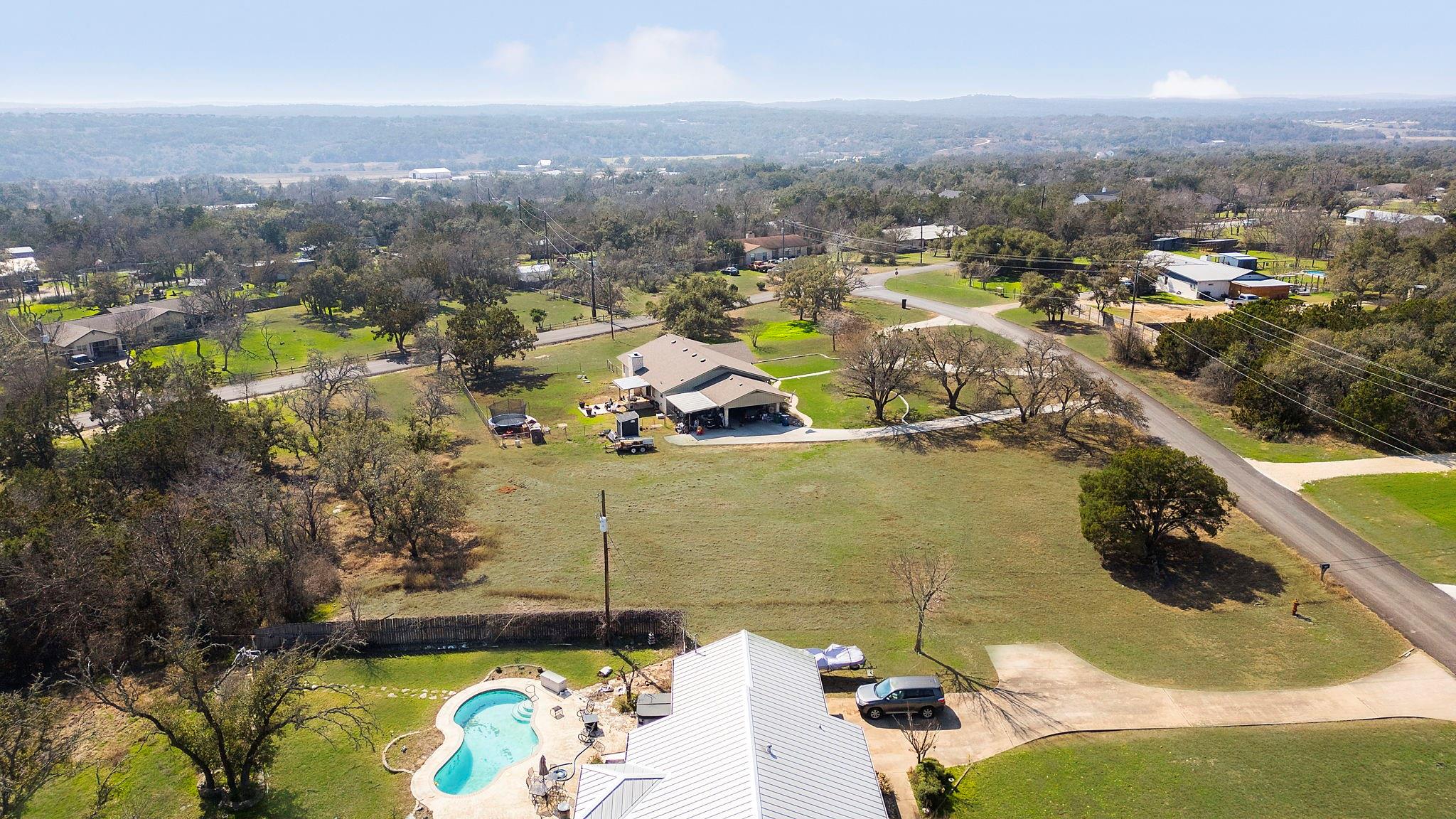201 Retha DR — photo 5