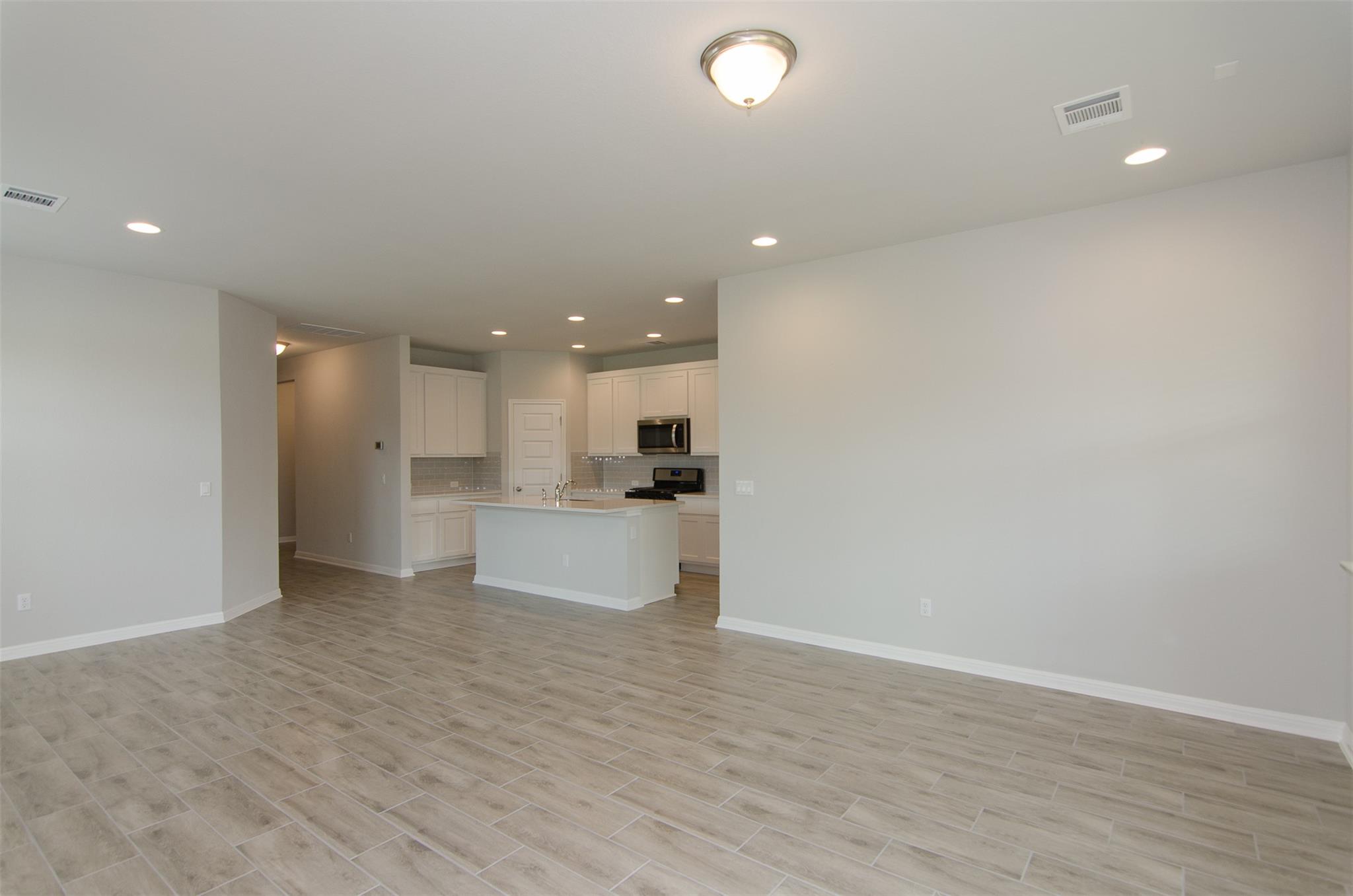 905 Olive Creek DR — photo 4