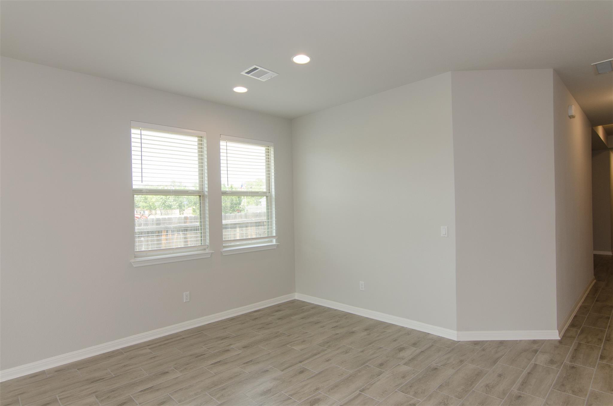 905 Olive Creek DR — photo 5