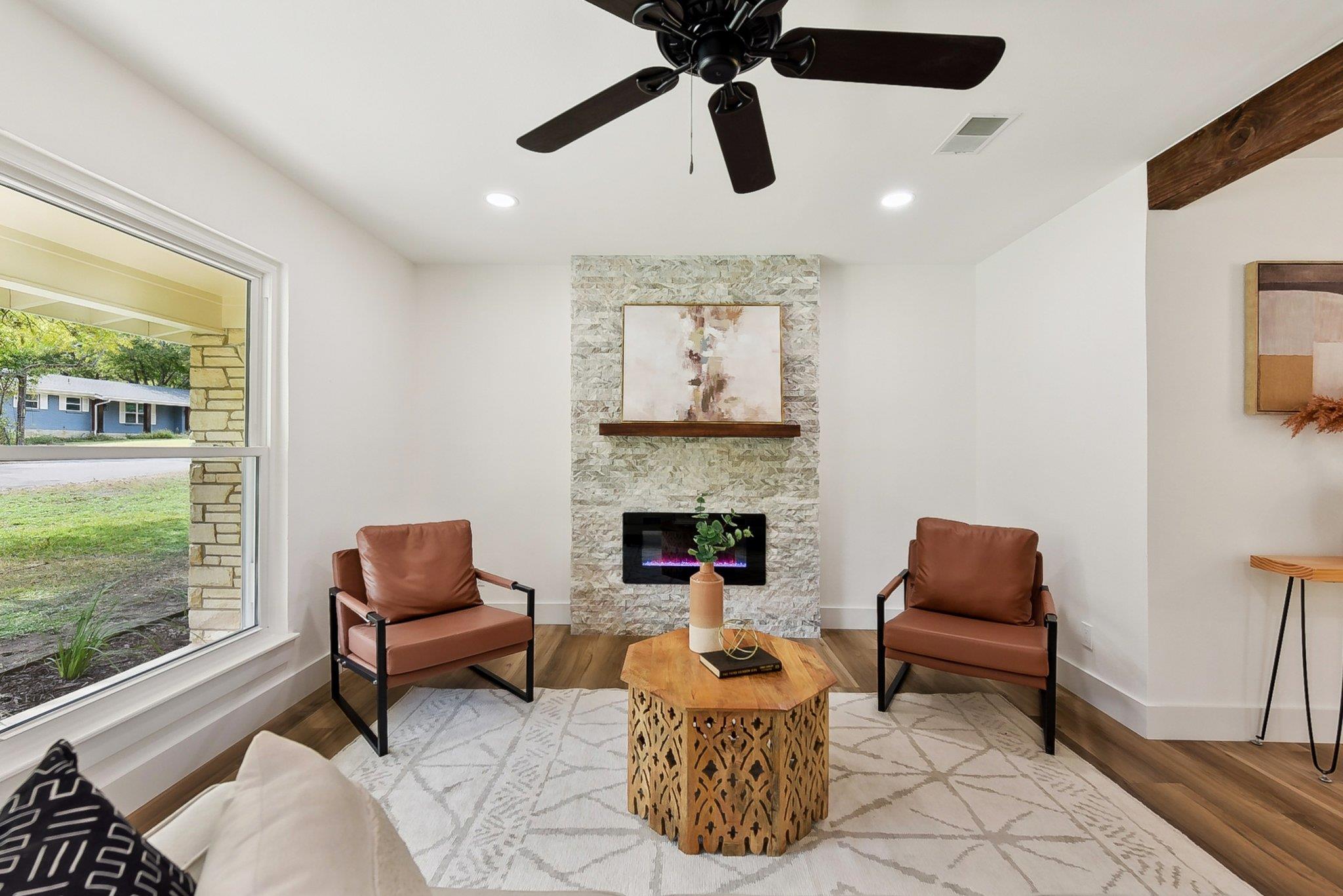 202 Caddo ST — photo 3