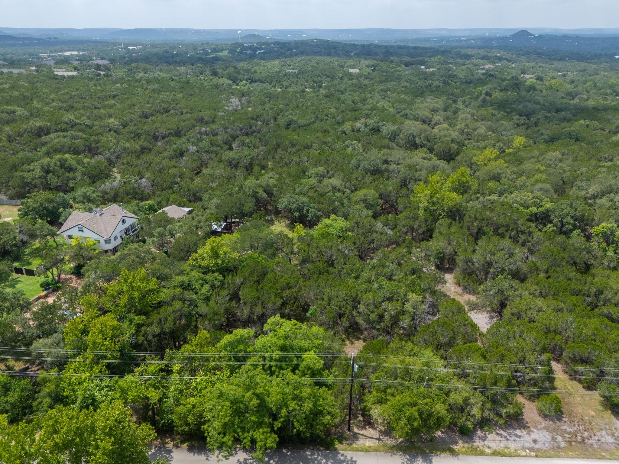 401 Mountain Crest DR
