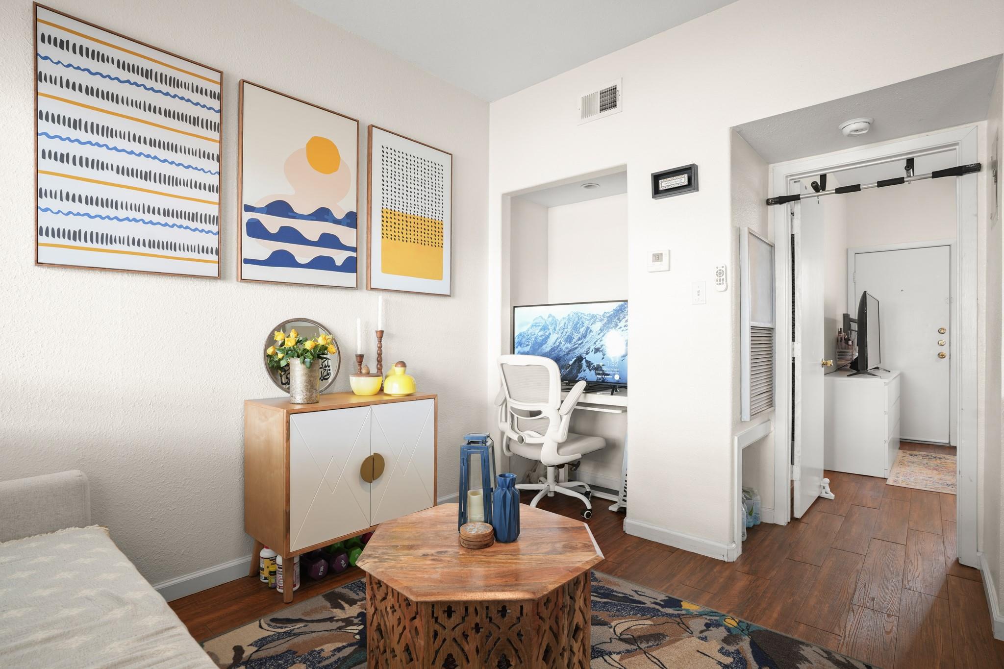 3000 Guadalupe ST #102 — photo 4