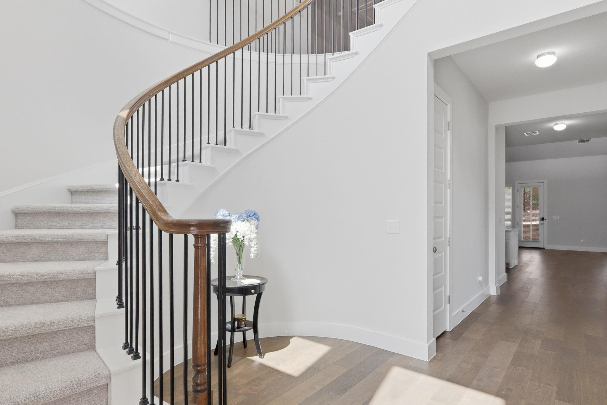 171 Rose Heath LN — photo 3