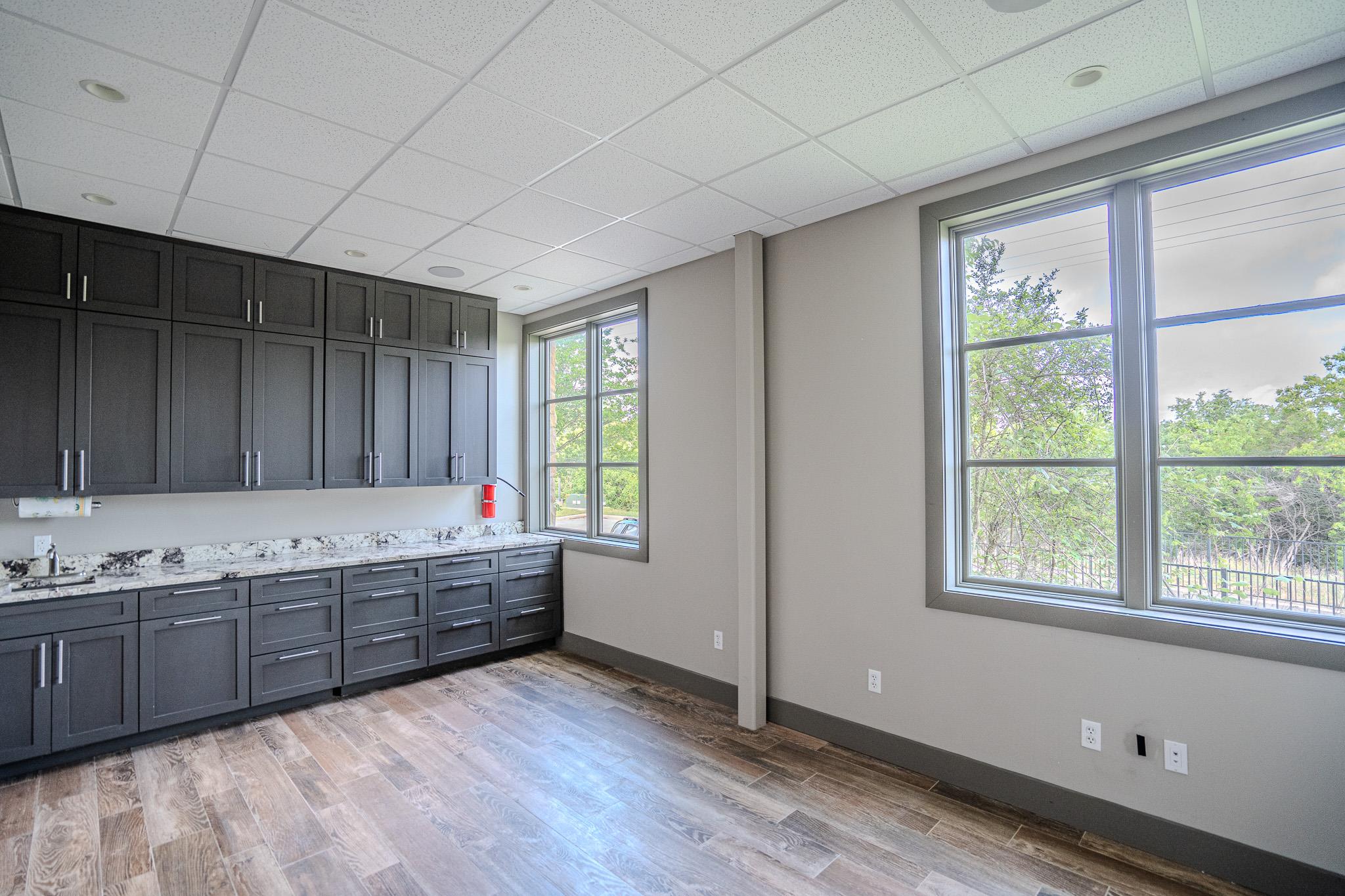 2220 LAKEWAY BLVD #120 — photo 4