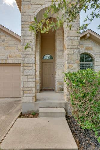 4504 Halliday Ave — photo 3