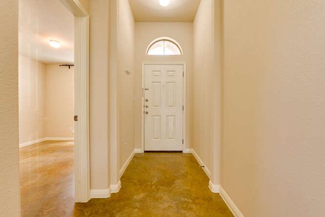 4504 Halliday Ave — photo 4