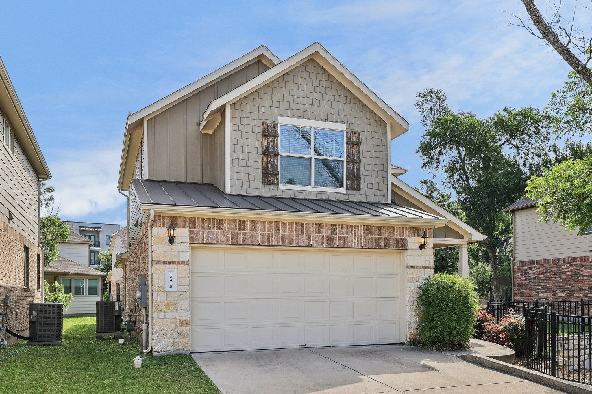 10418 Turnbull LOOP — photo 3