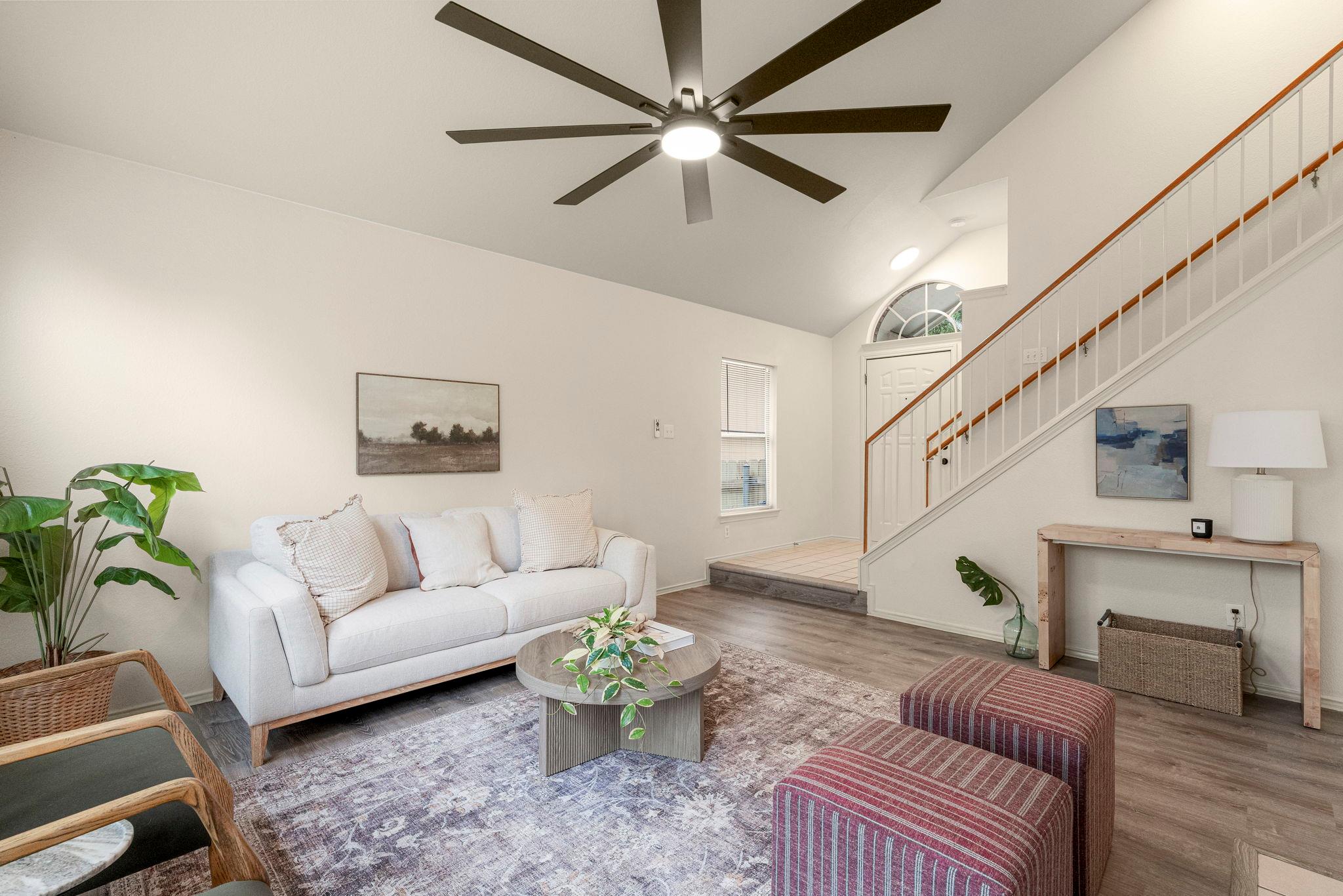 208 Natali ST — photo 5