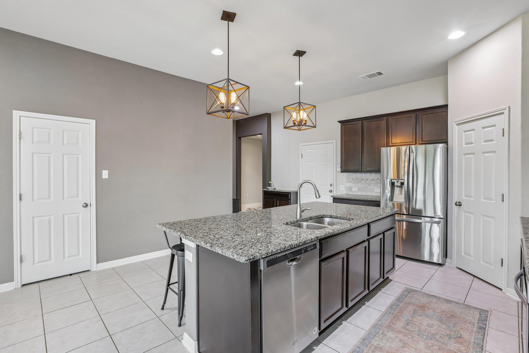 6801 Banff CV — photo 5