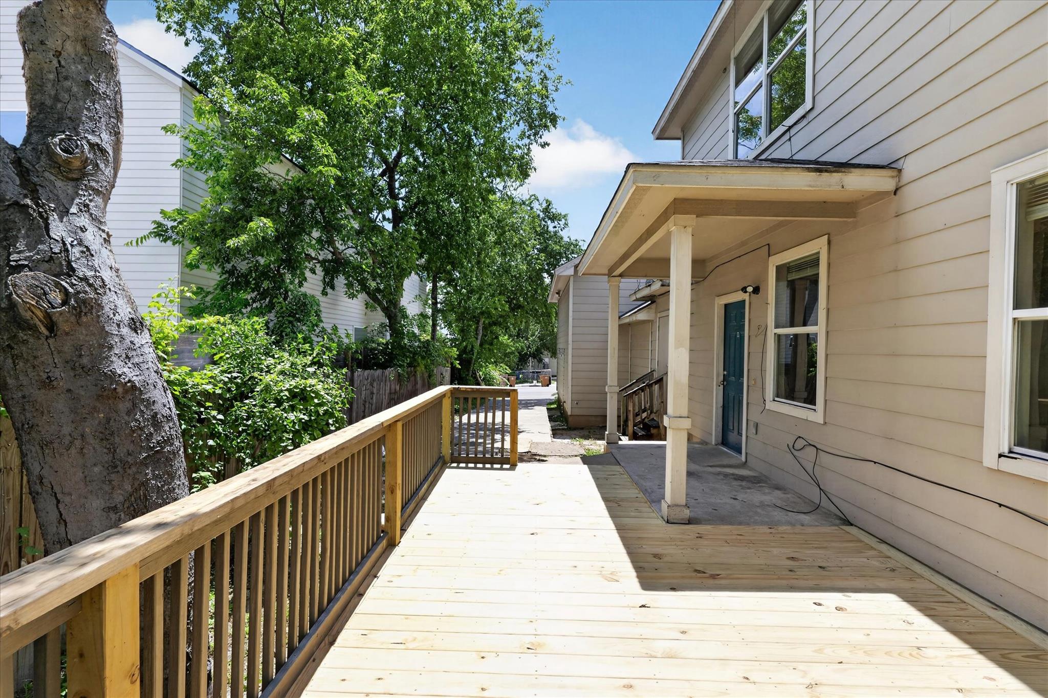 7002 Bennett Ave — photo 3