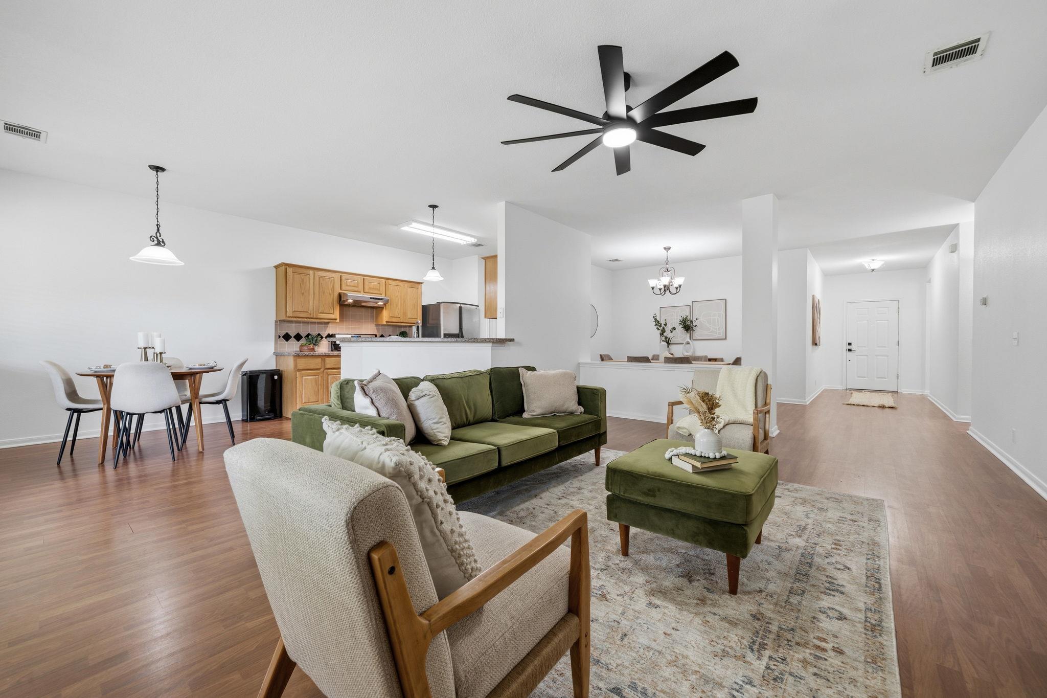 513 Tobin DR — photo 5