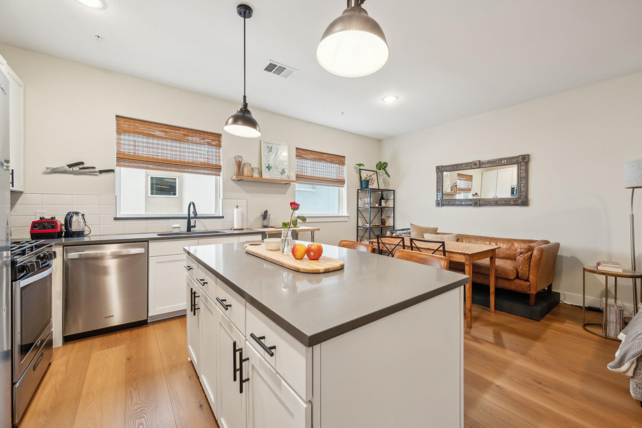 2827 Manor RD #3104 — photo 4