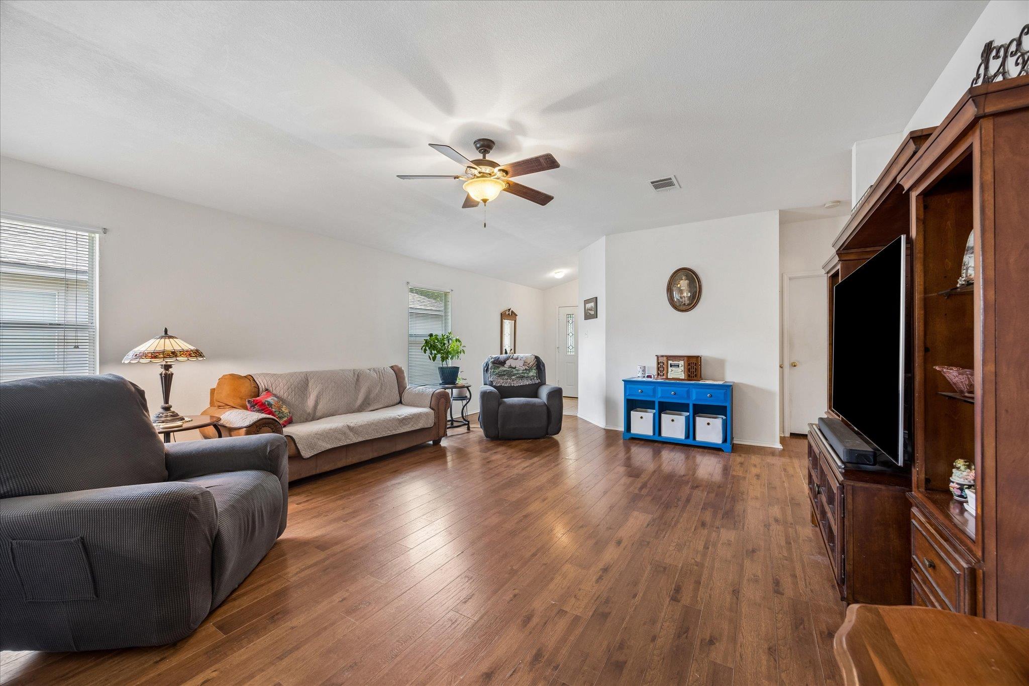 116 Quail Hollow DR — photo 5