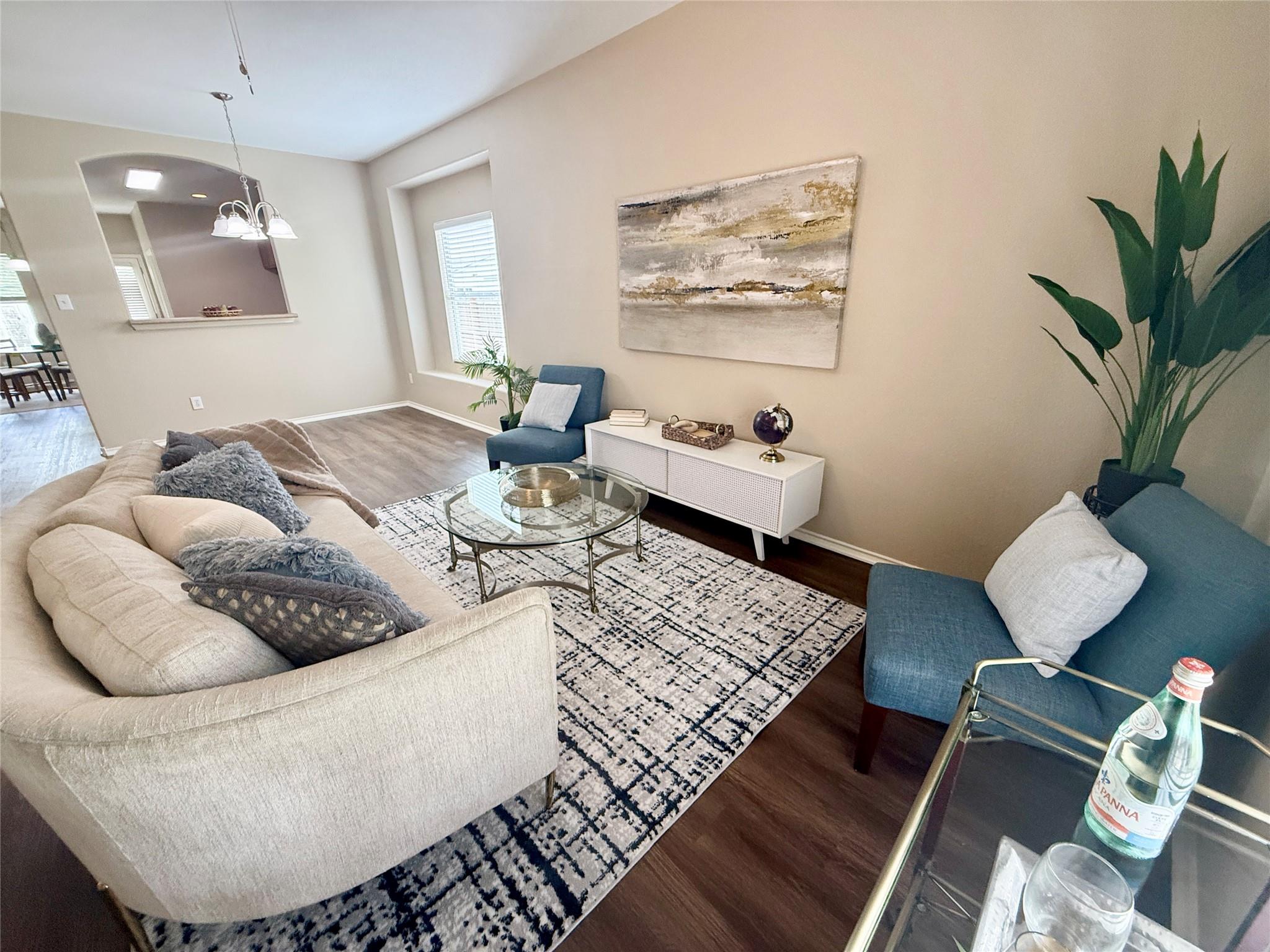 102 Williamson CV — photo 4
