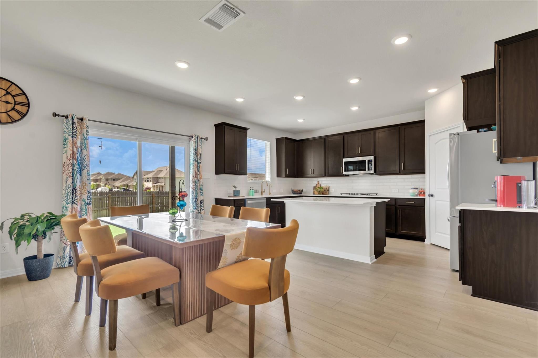 722 Palo Brea LOOP — photo 3