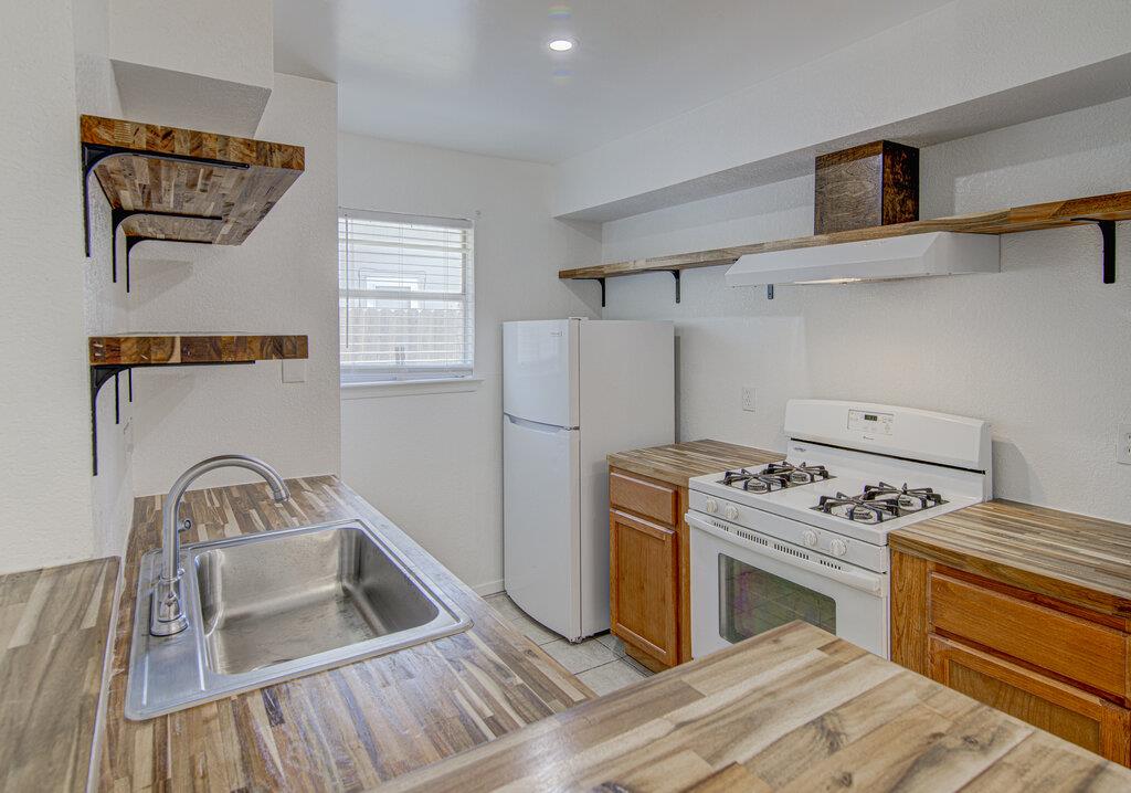 805 Sirocco DR #B — photo 4