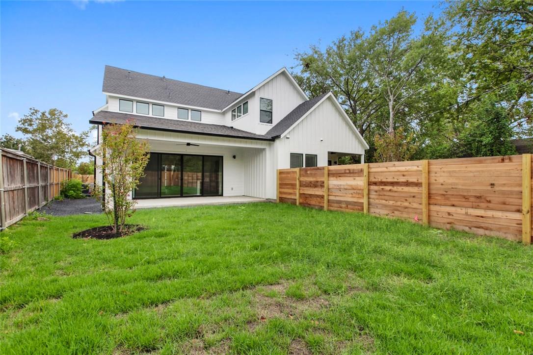 7512 Delafield LN #A — photo 5